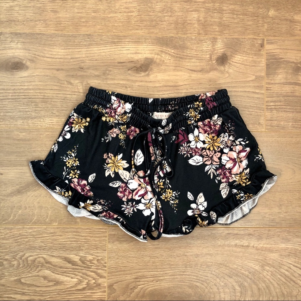 🌸Floral Shorts